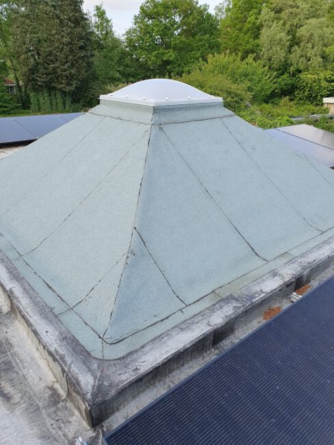 Dakrenovatie en uitbouw Nieuw-Balinge